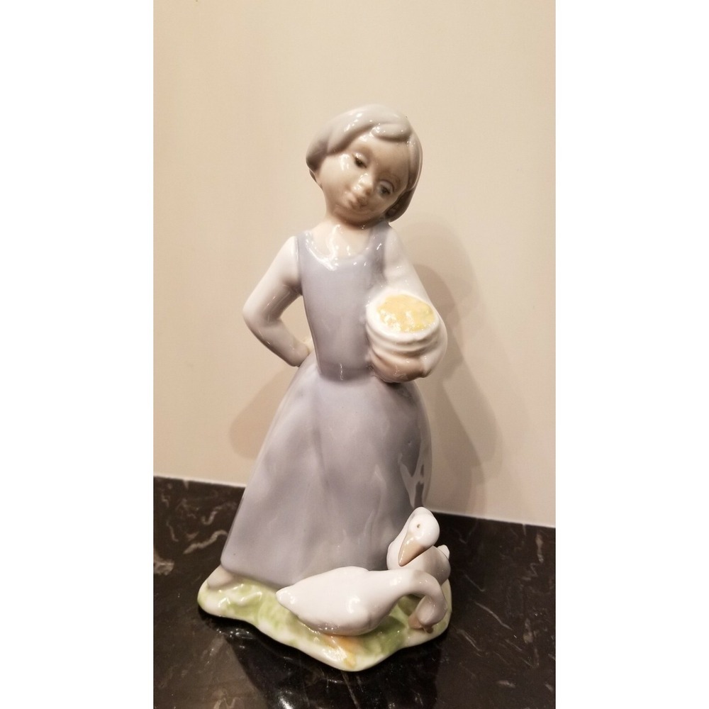 Vintage Tengra Girl With Geeze Porcelain Figurine Handmade In Spain 7"